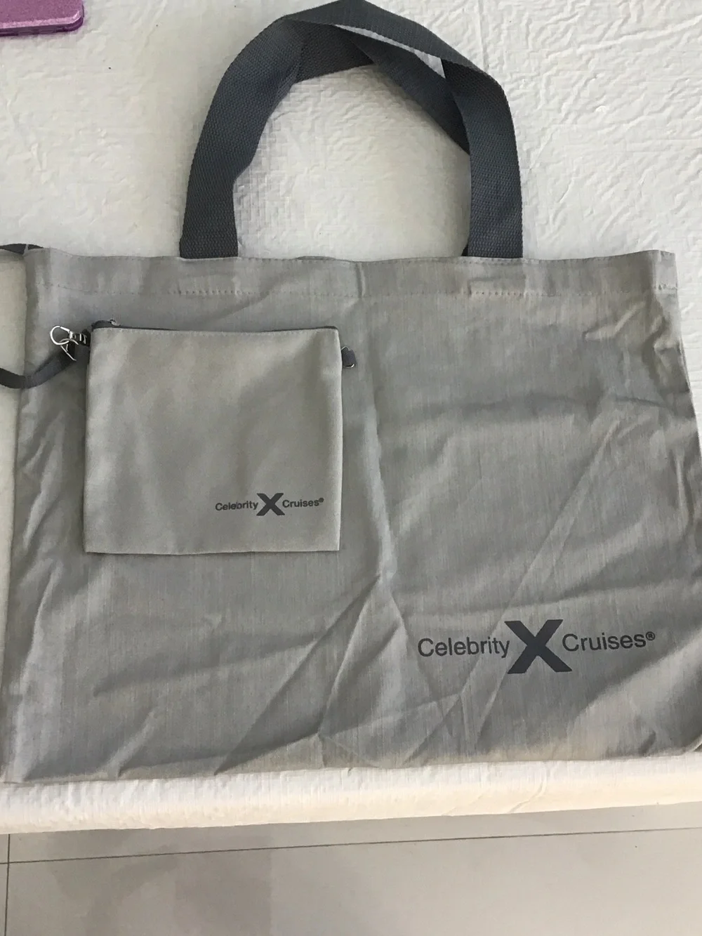 Gray Tote Bag with Detachable Pouch NWOT.  ##
